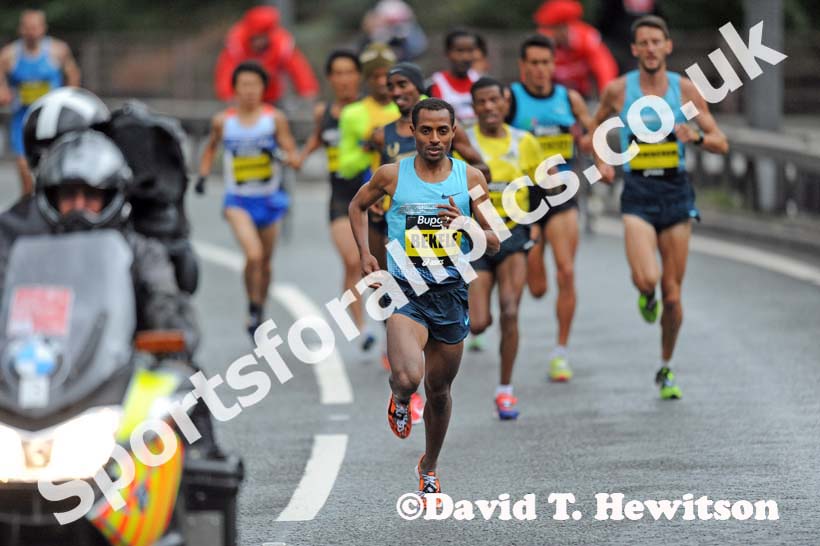 Kenenisa Bekele leads the BUPA Great North Run.